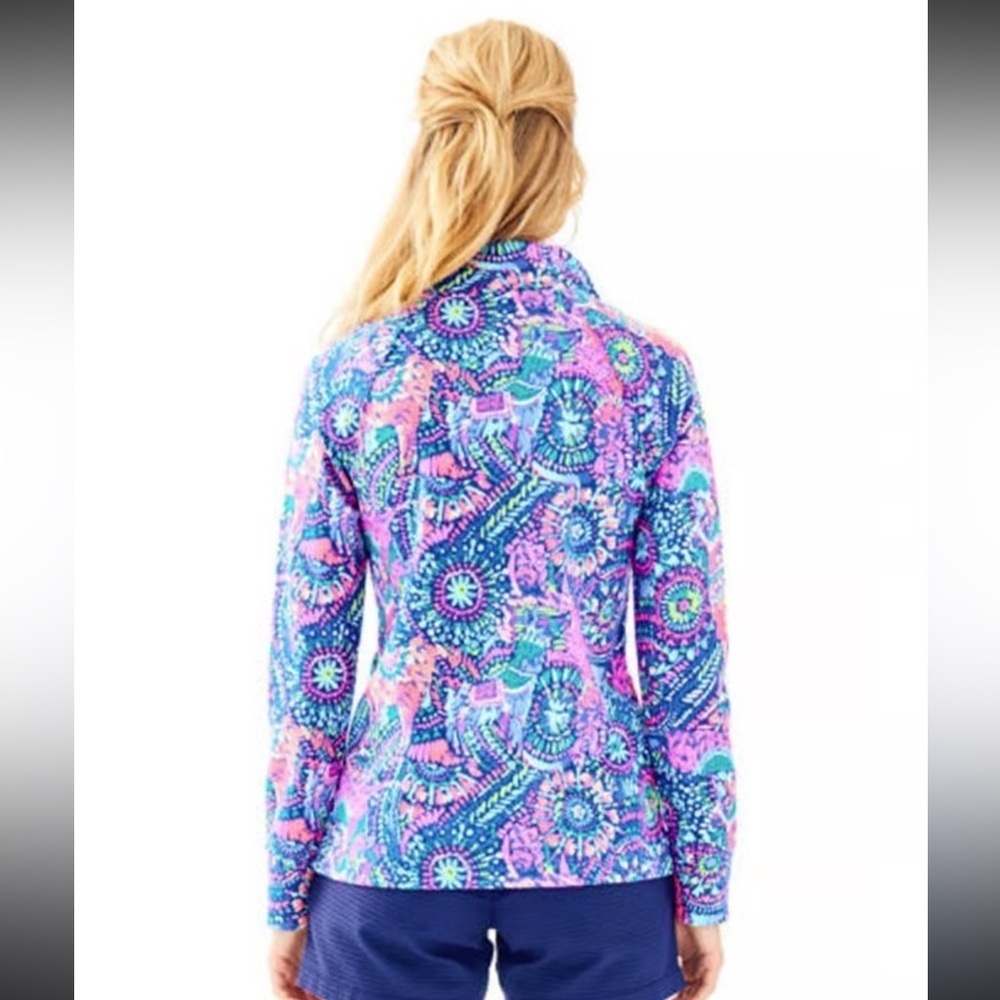 Lilly Pulitzer Pink Blue Multi No Prob Llama Skipper Popover UPF 50+ - Picture 2 of 11